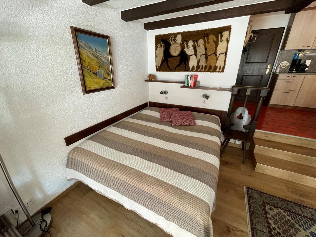 Haus Oasis Lägenhet Zermatt Exteriör bild